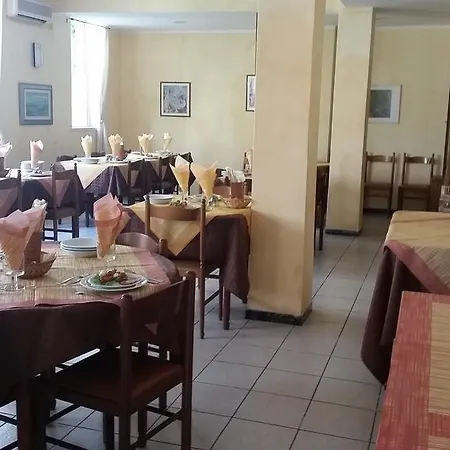 Ξενοδοχείο Eleonora